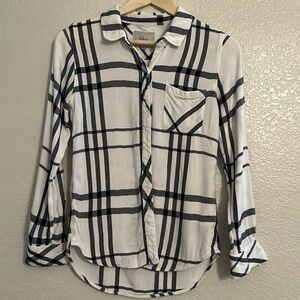 Rails White and Navy Plaid Button Down Shirt Size XS